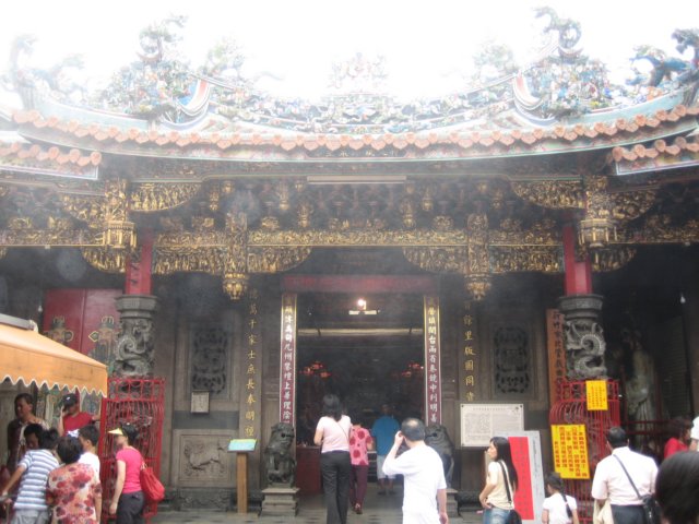 swiatyniabuddyjskawhsinchucitygodtemple.jpg