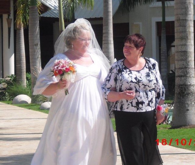_brideiscoming2.jpg